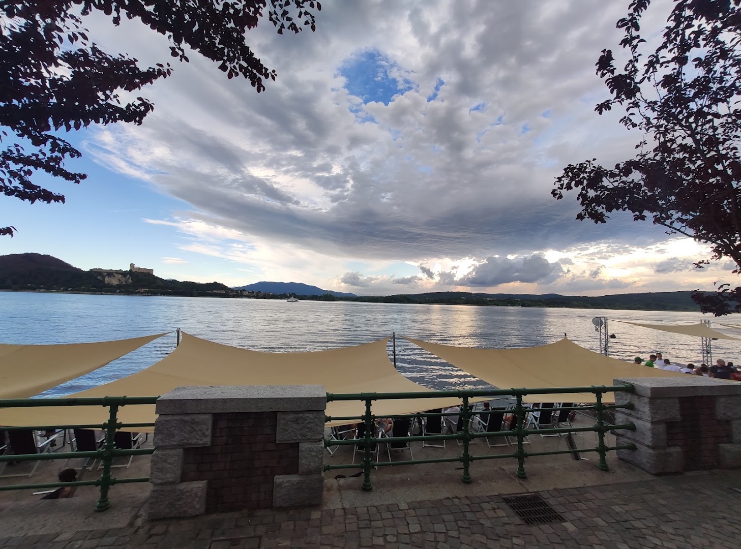 049 Arona