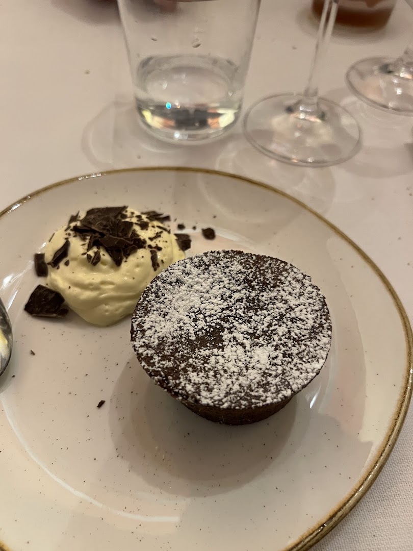 051 Osteria Piazza Maggiore
