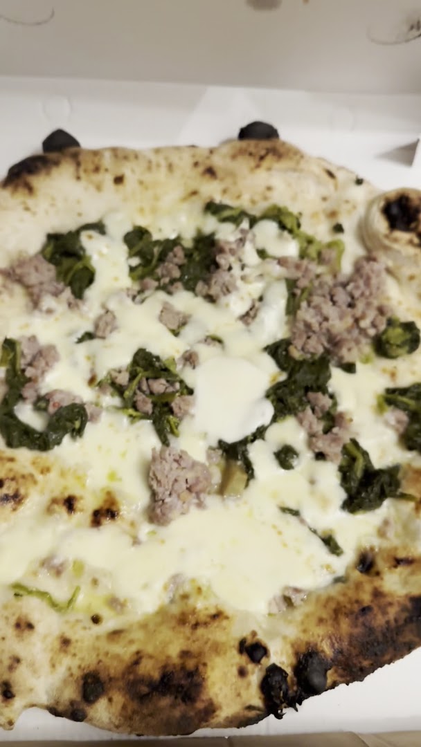 081 Pizzeria