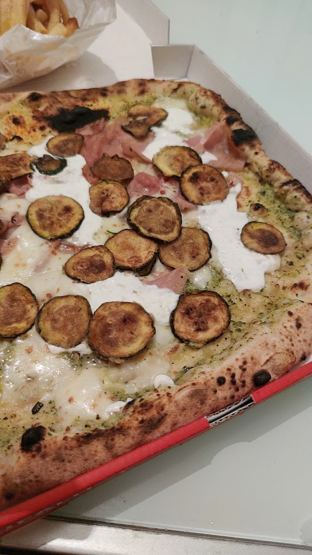 081 Pizzeria