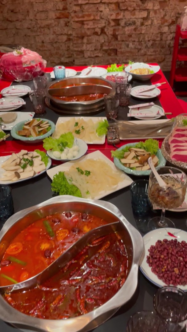 巴倒辣 重庆老火锅 1号店 CERTOSA总店 BA HOT POT CERTOSA 32