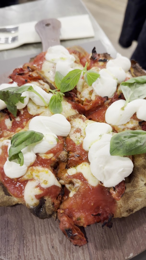 10 Diego Vitagliano Pizzeria - Pozzuoli