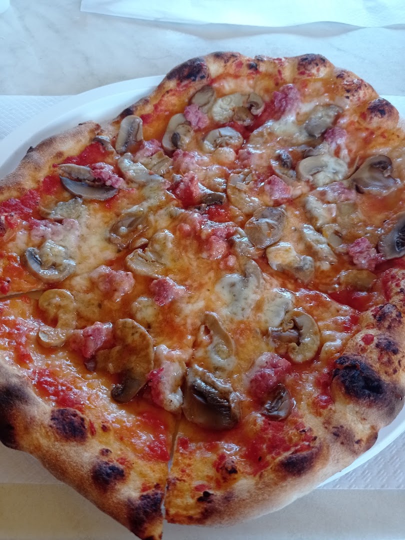 100% Neghelli Pizza