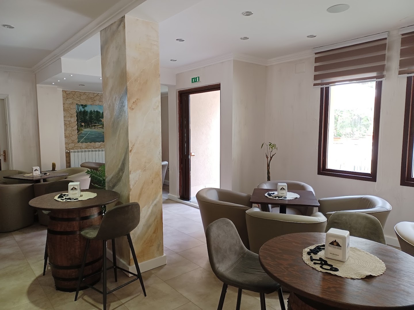 179 Caffetteria lounge bar