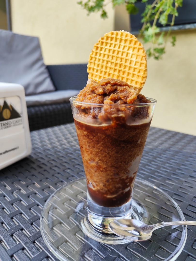 179 Caffetteria lounge bar, Taverna
