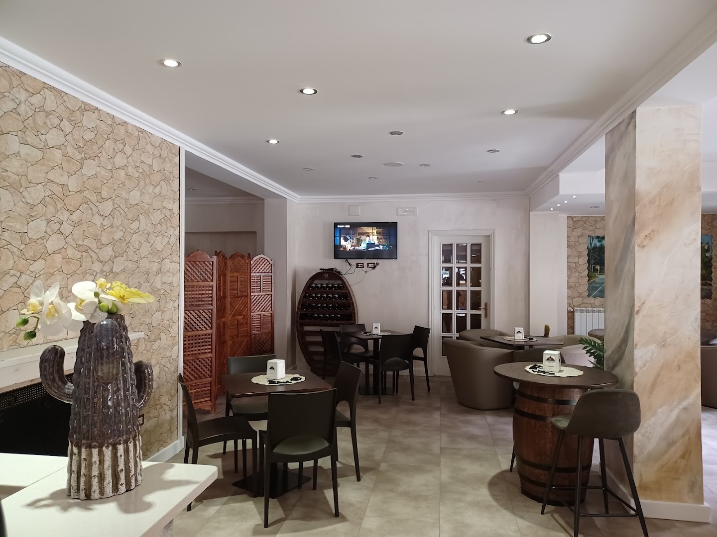 179 Caffetteria lounge bar