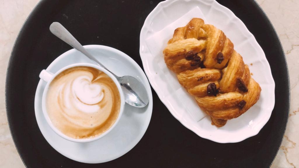 2.7 cafe
