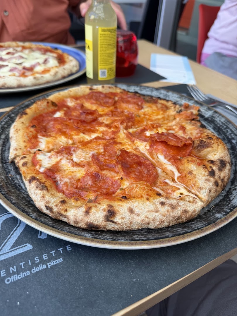 27 Officina della pizza, Maranello