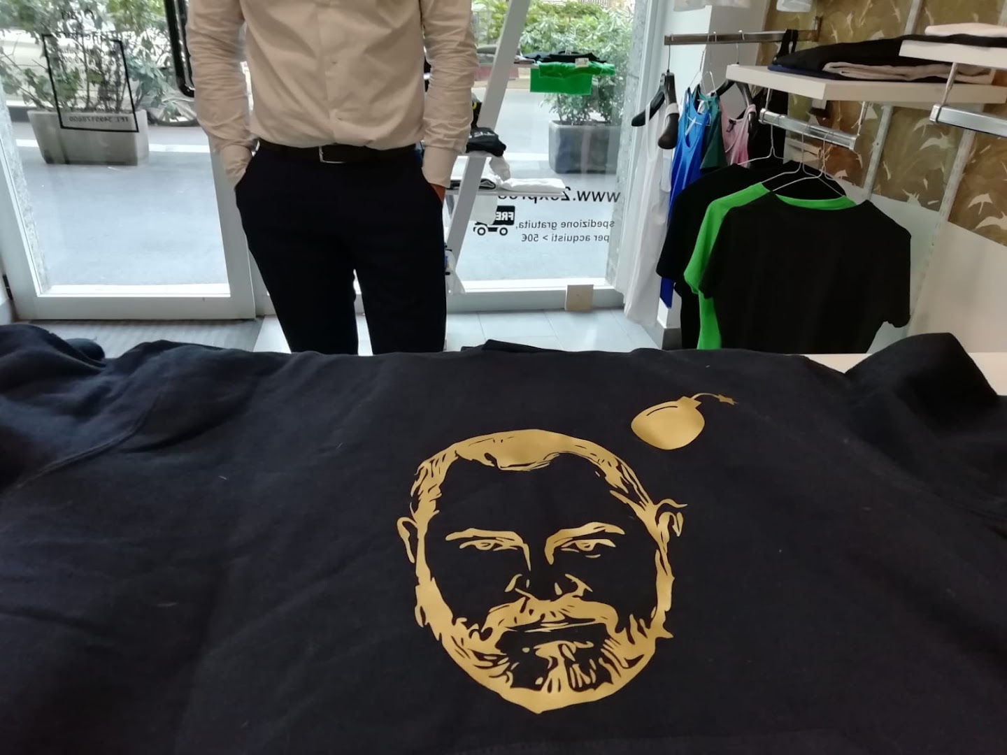 2express - Abbigliamento personalizzato, Milano