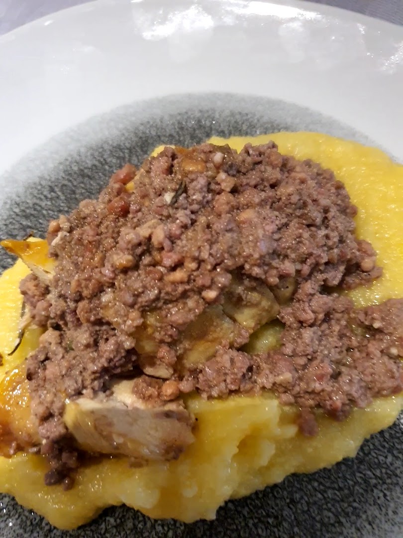 4 Corone Osteria