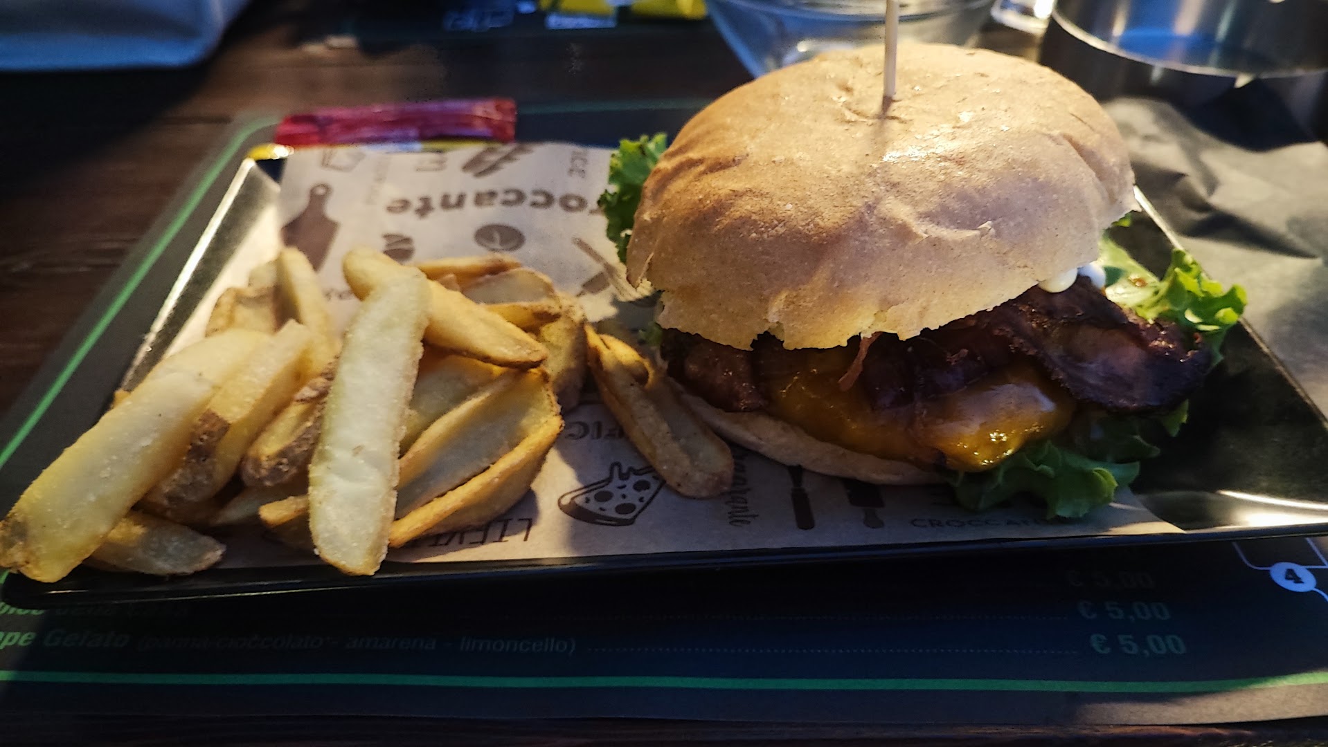 🍔 42 Murphy's Pub 🍻