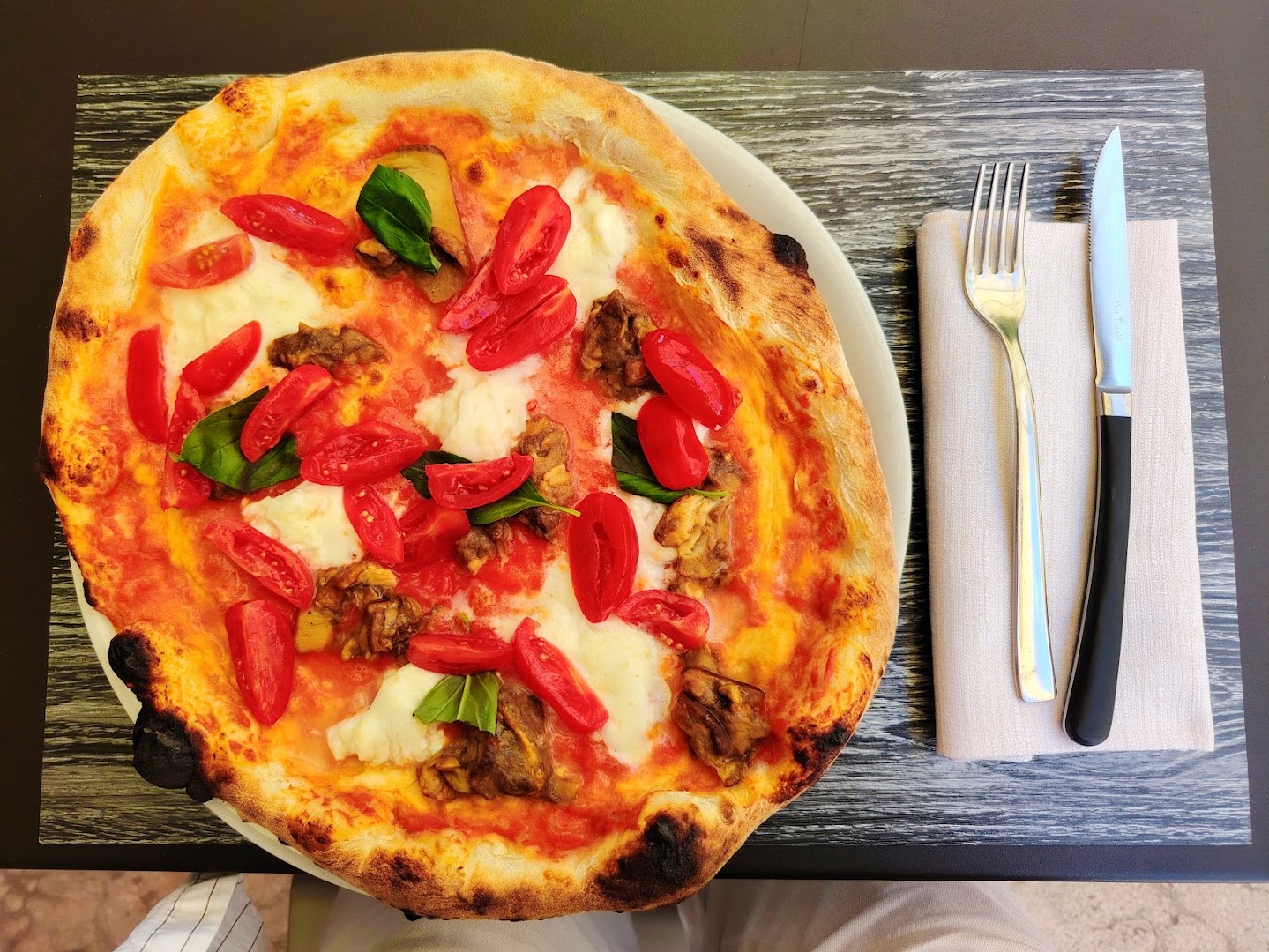 51B Due Torri. Pizzeria dal 1980