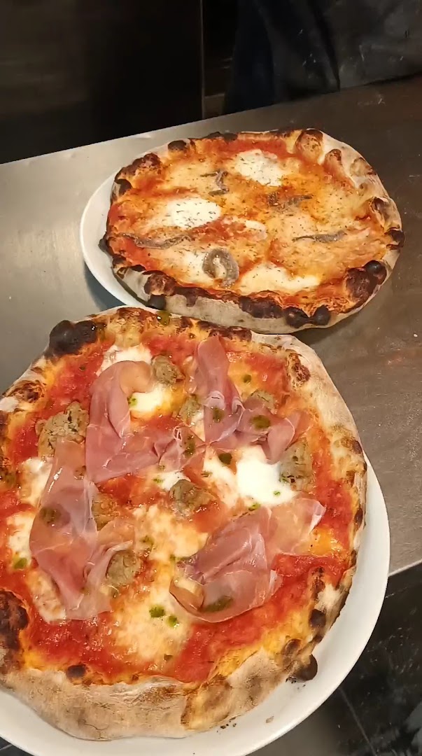 6 in famiglia - Pizza House