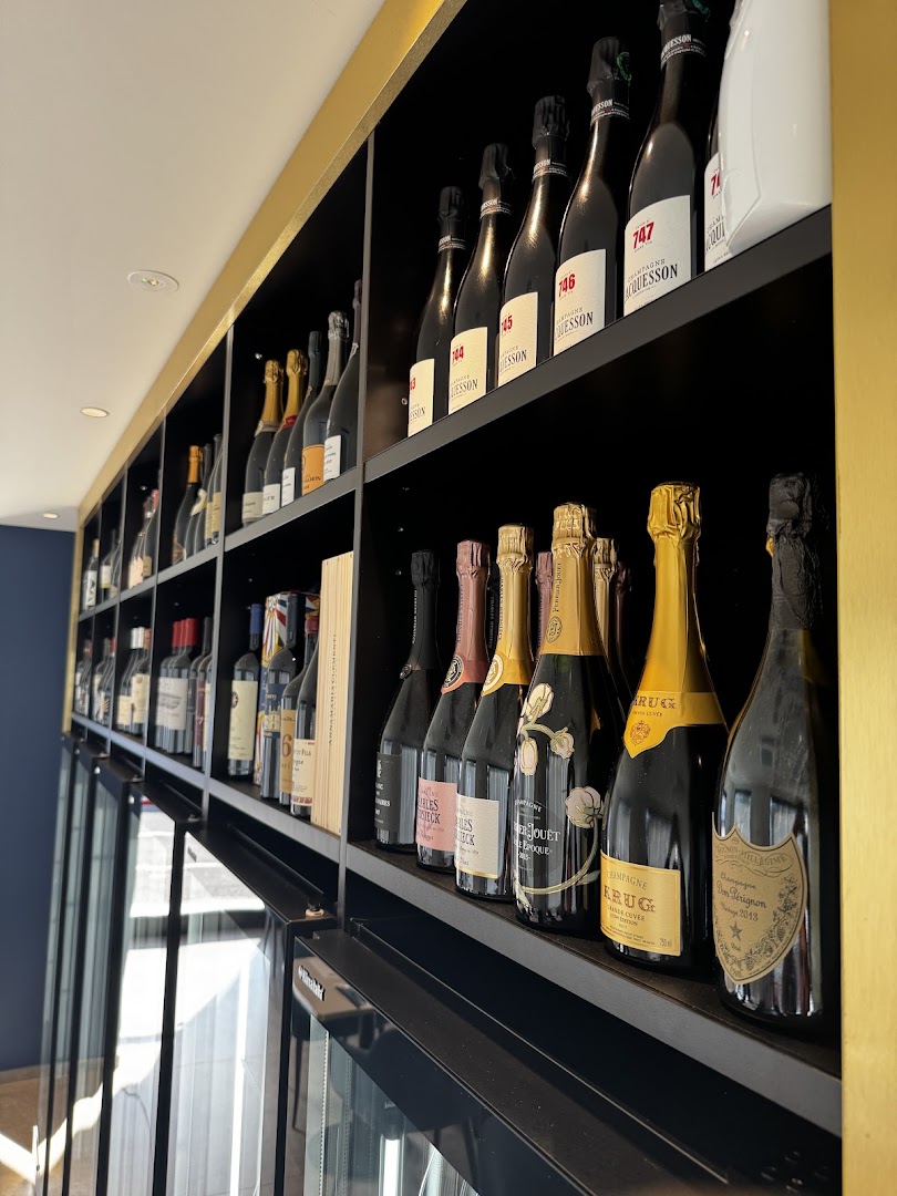 646 Restaurant Cafè