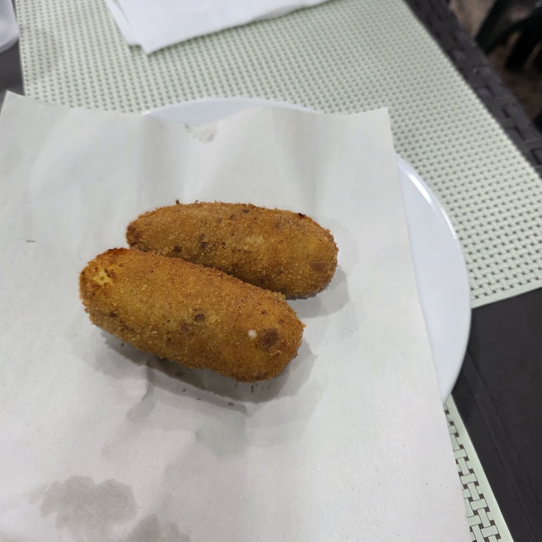 A Cantenell Ro Caricchiell pizzeria
