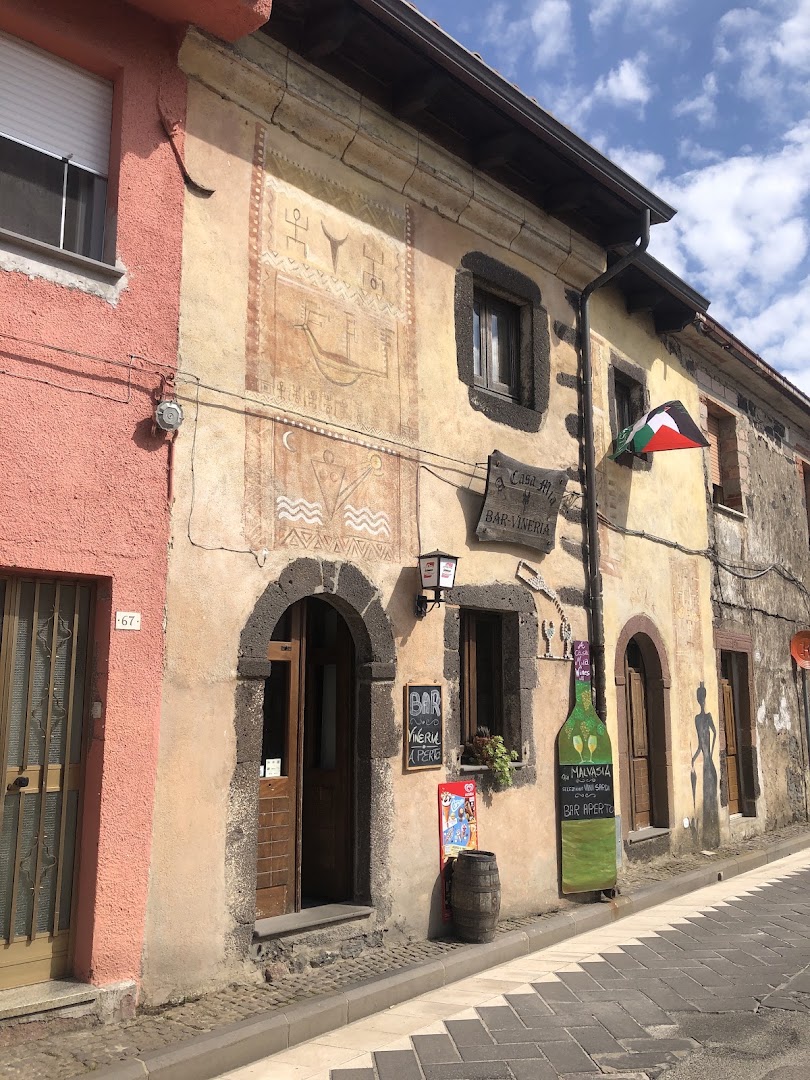 A Casa Mia Wine Bar