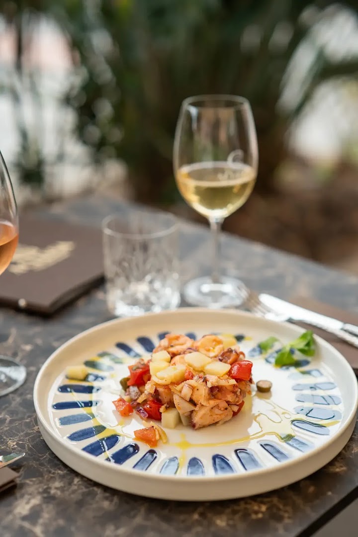 A Ciassa Food and Drink