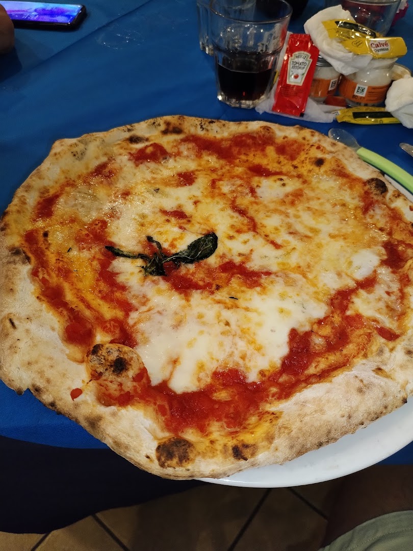 A' Città e Pullecenella