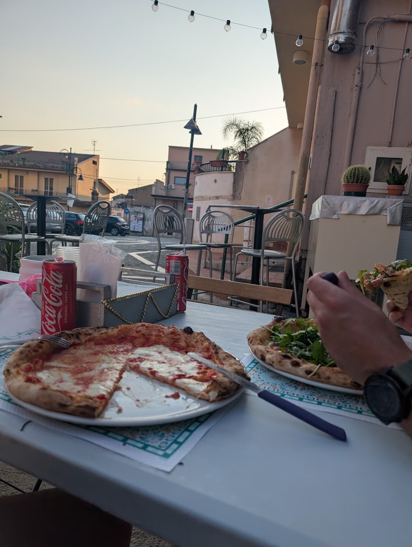 A Gondl Pizzeria