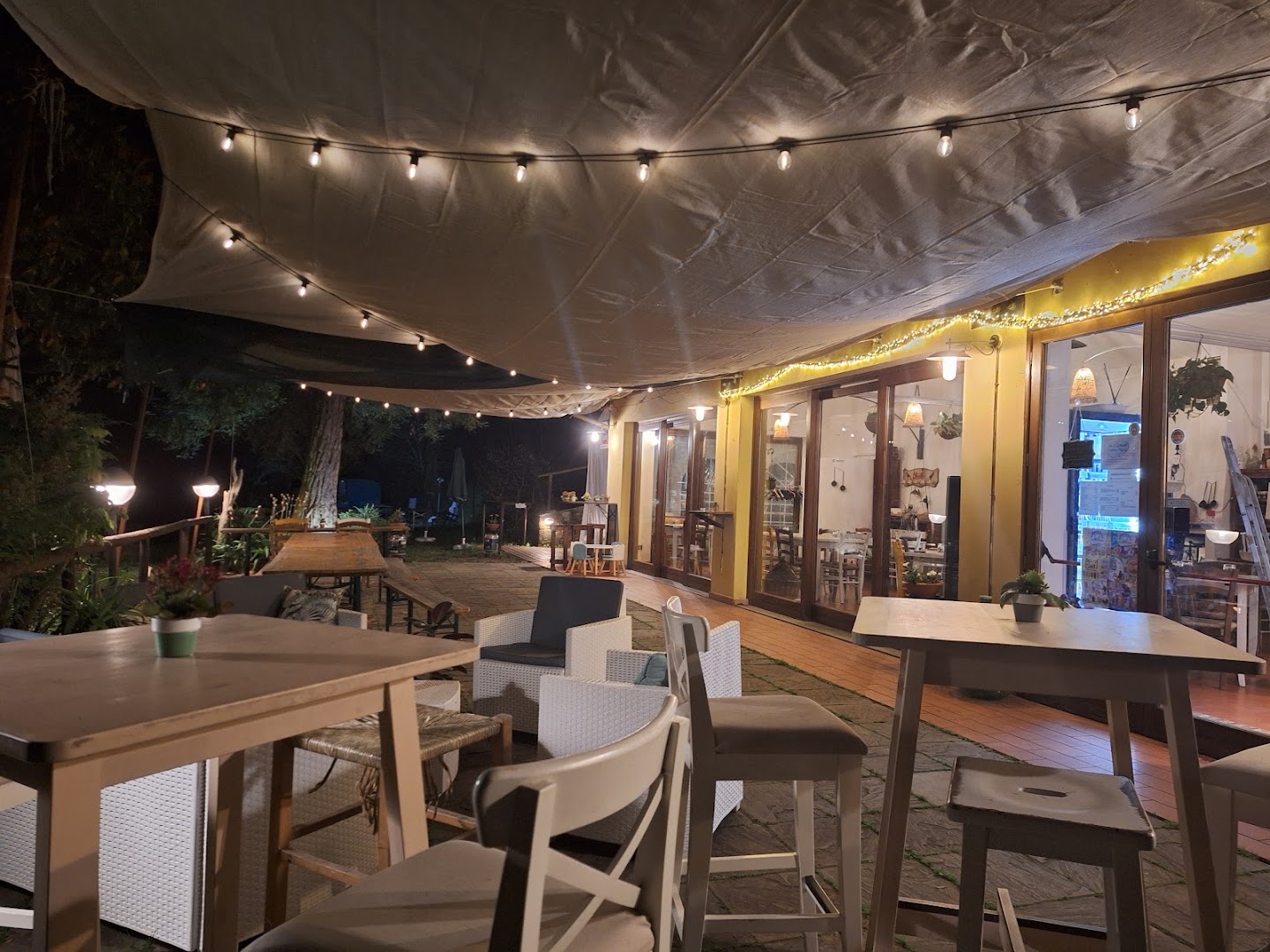 A i' Lago trattoria pizzeria