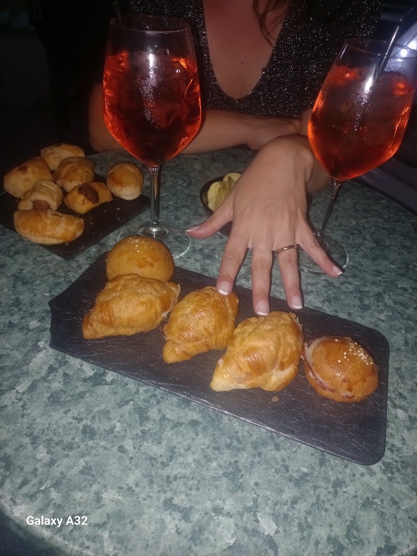 "A Pizza - Pizzeria/Rosticceria
