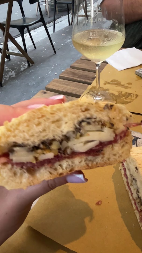 A' Putìa - Salumeria Panini e Vini | Palermo