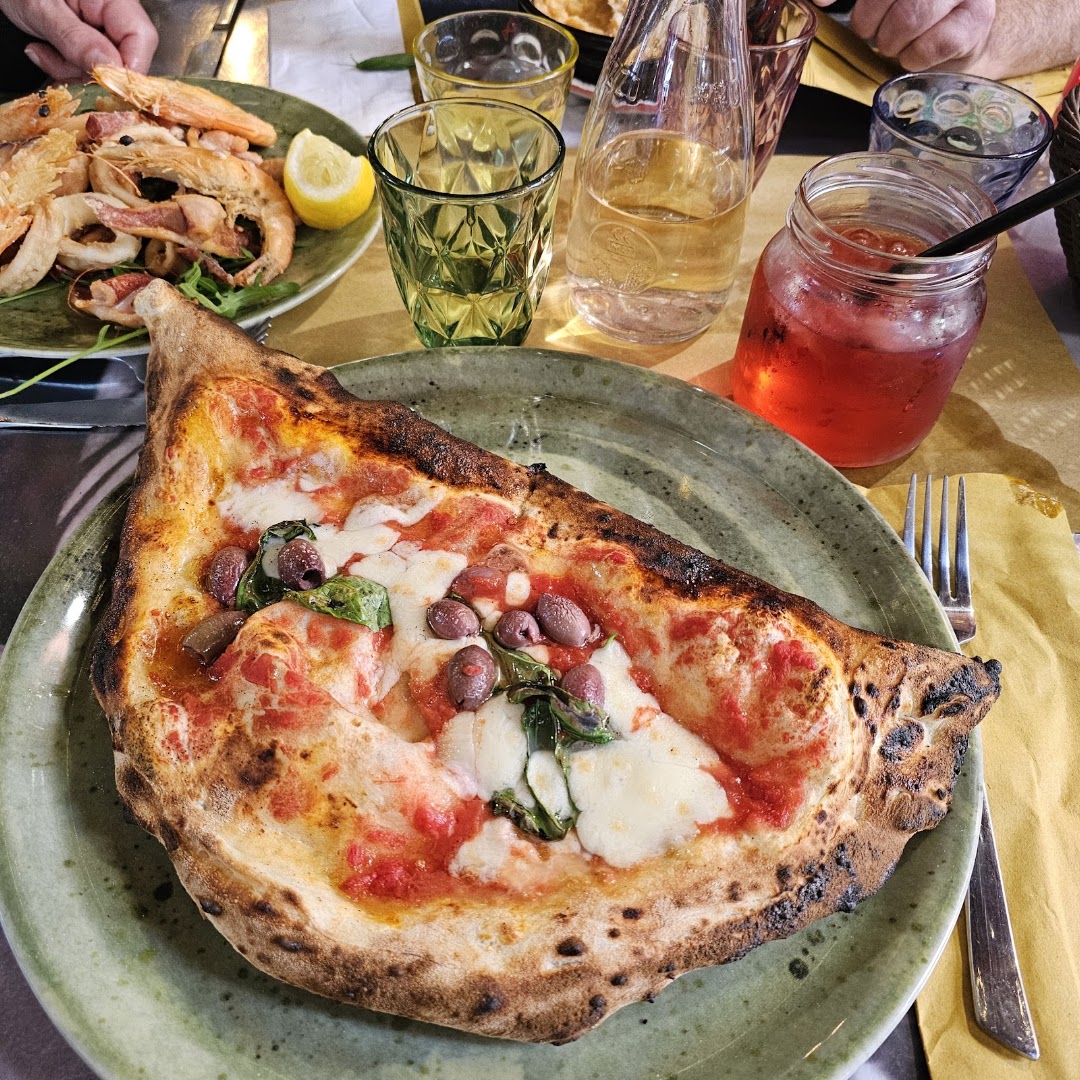 A' Quartrian' Pizzeria