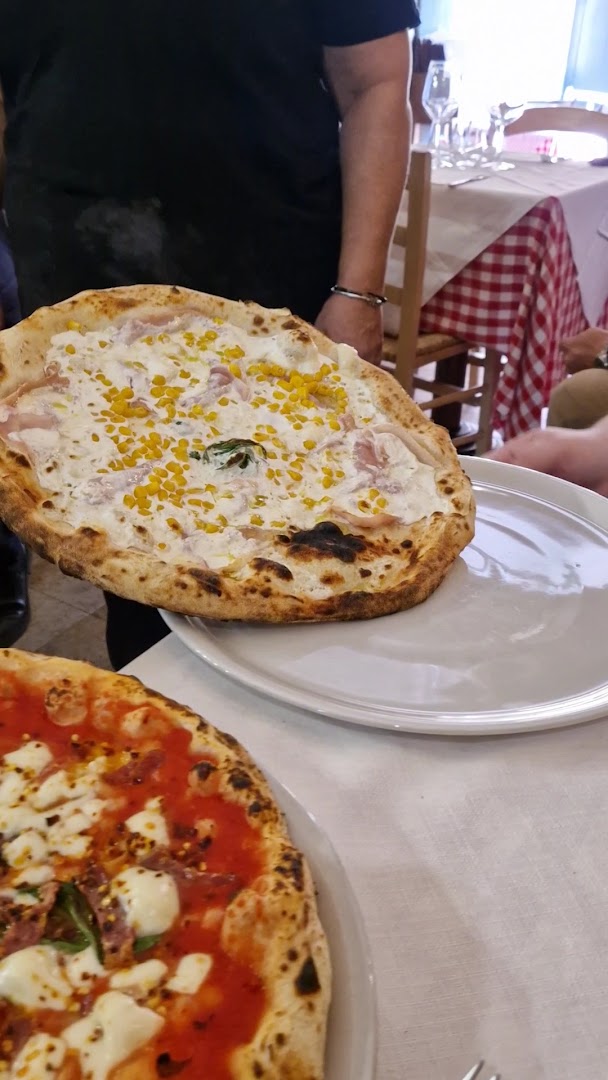 A Taverna Do Re Di Francesco Parrella