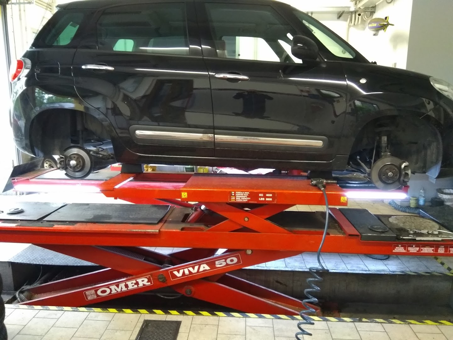 Abelli Gomme - Pirelli Driver, Arval Center, Soccorso 24h