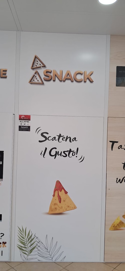 About Snack - Bar H24