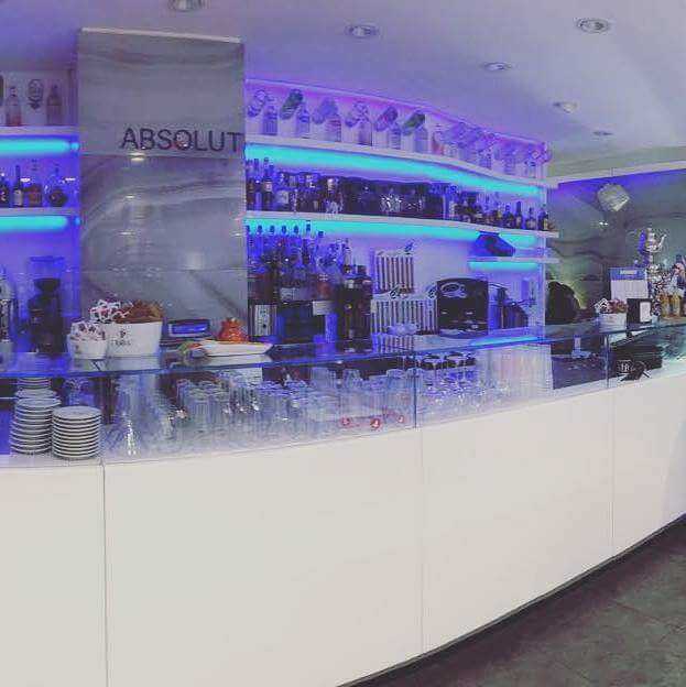 Absolut Lounge Bar, Massafra