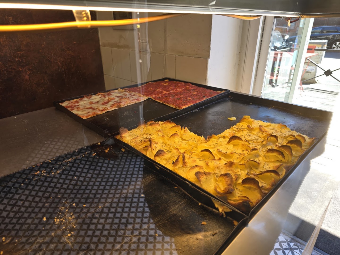 Acciuga Pizza