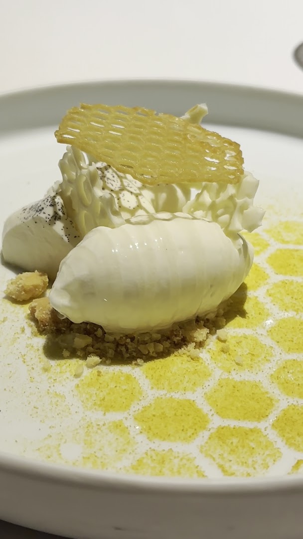 Acqua Restaurant
