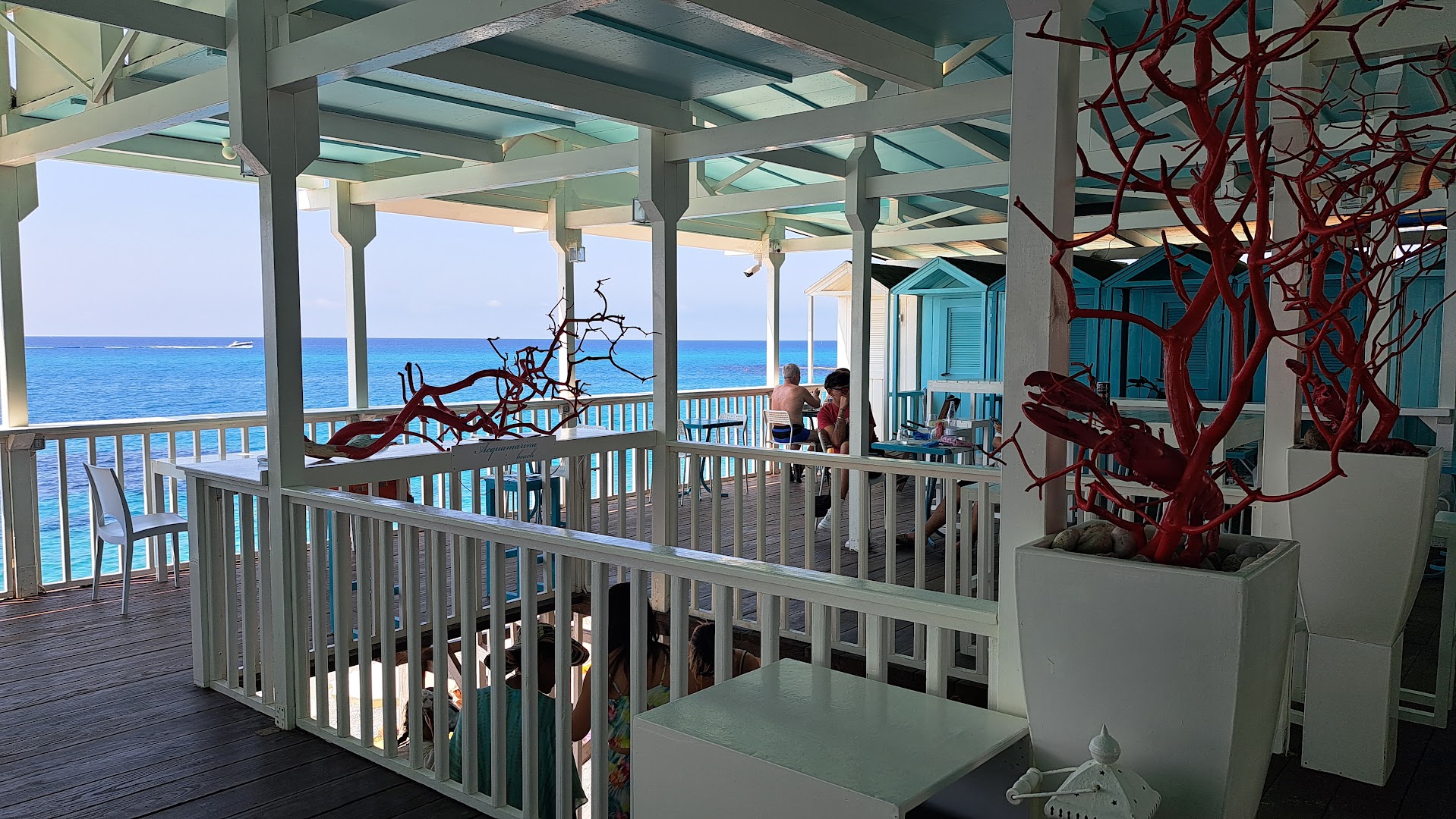 Acquamarina Beach