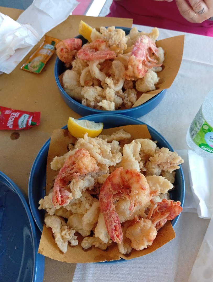 ACQUAPAZZA Ristocceria di Pesce & Panetteria