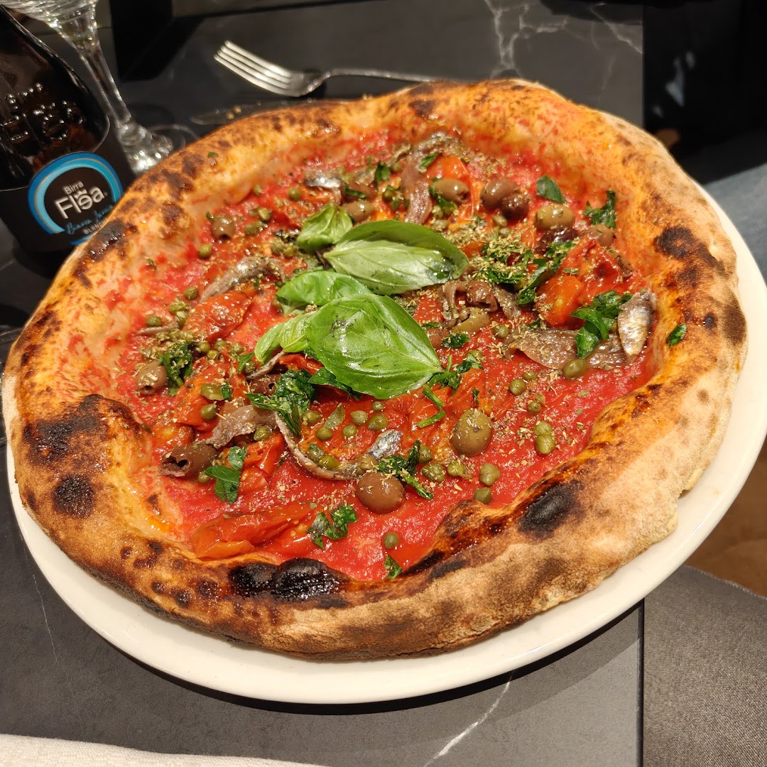 Acqva & Farina Pizzeria