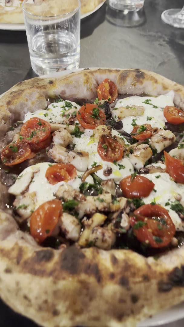 Acqva & Farina Pizzeria