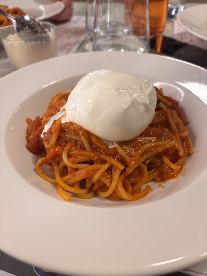 Adesso Pasta Car Ristorante