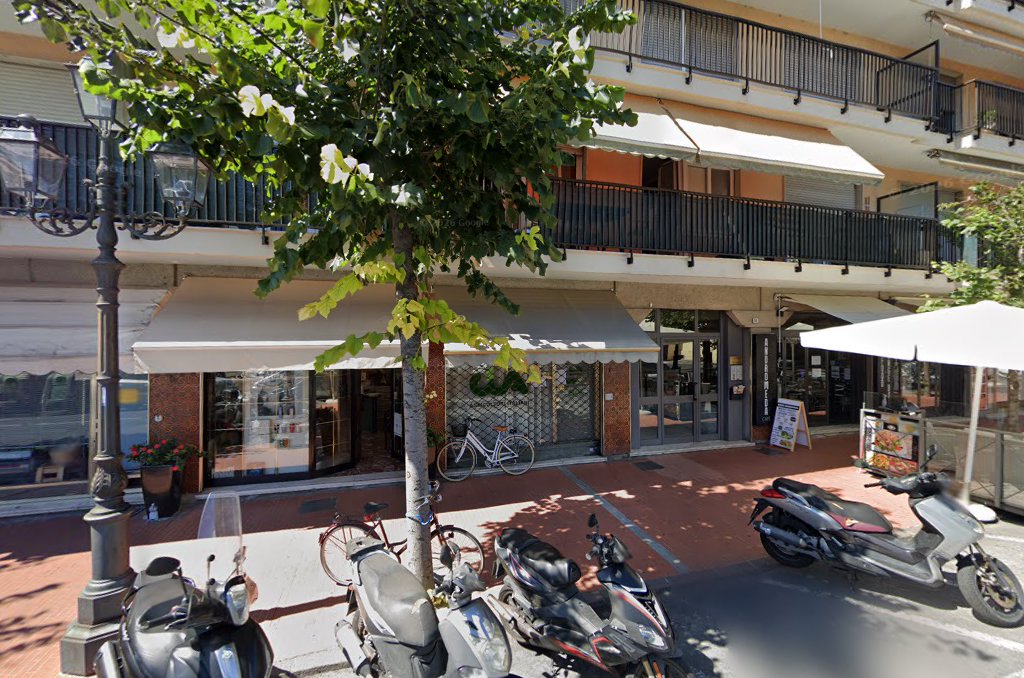 Adornato’s cafe