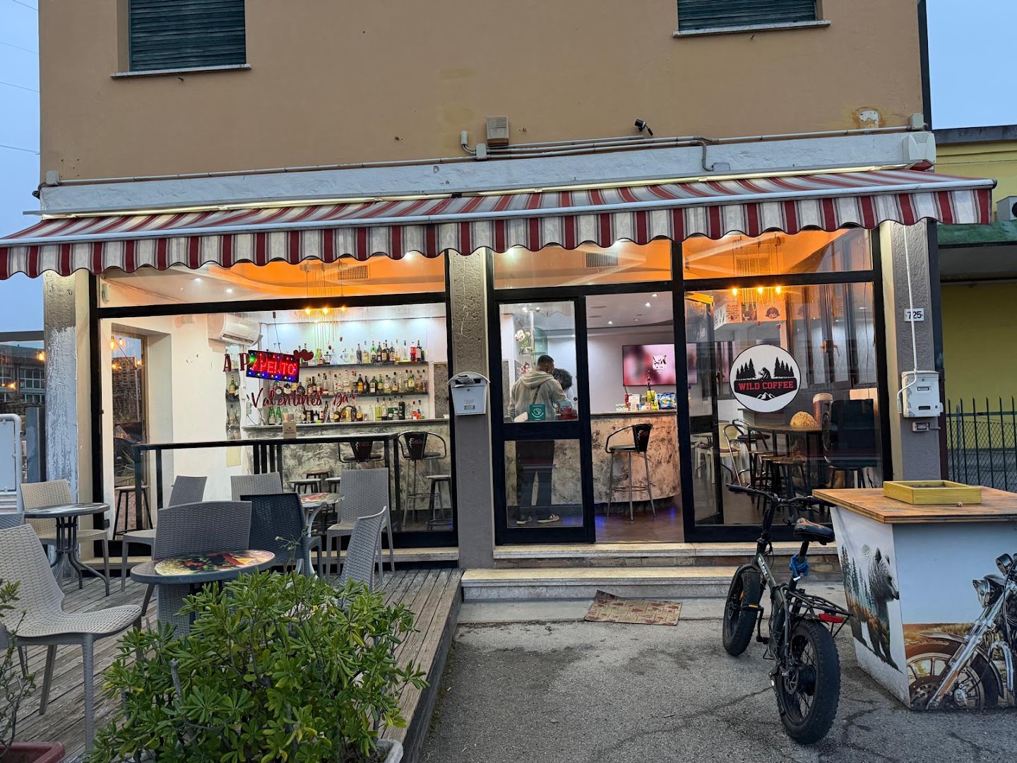 AFRO FUSION SNACK BAR