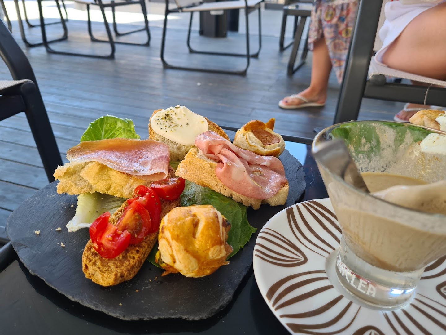 Agora Cafè, Pescara