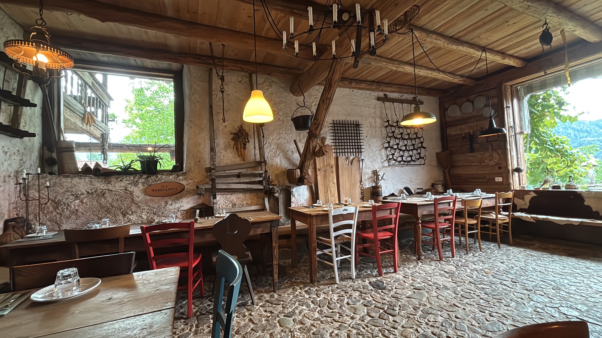 Agriturismo Malga Bassa, Onore