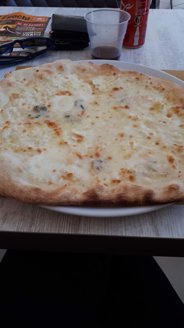 Ai Due Fuochi, Lainate