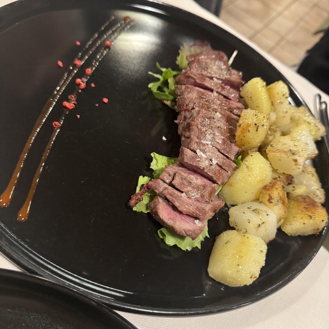 Ai Due Mondi