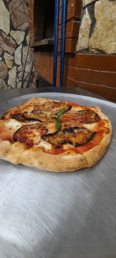 Ai Portici Pizzeria & Polleria