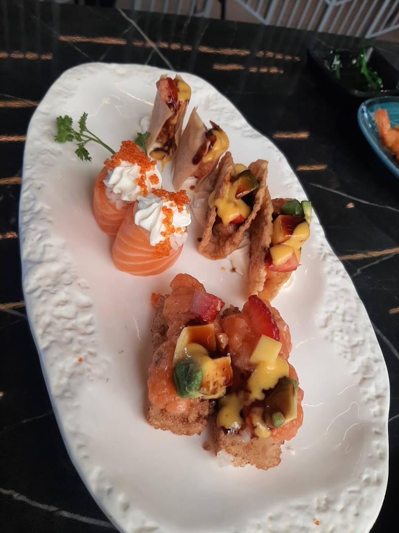 Akiko Sushi Le Rughe