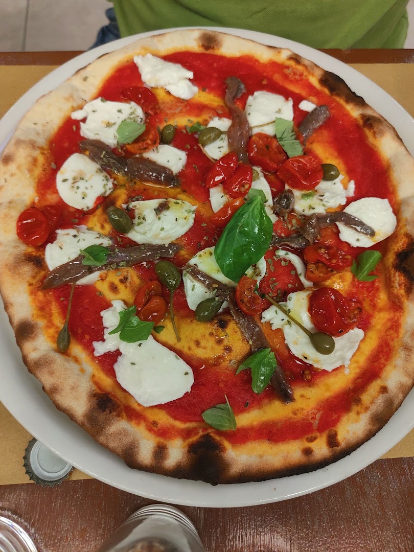 Al 28 - Grill, Pizza & Drink