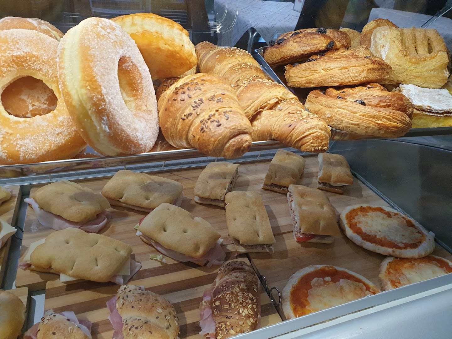 Al bar Italia staggia