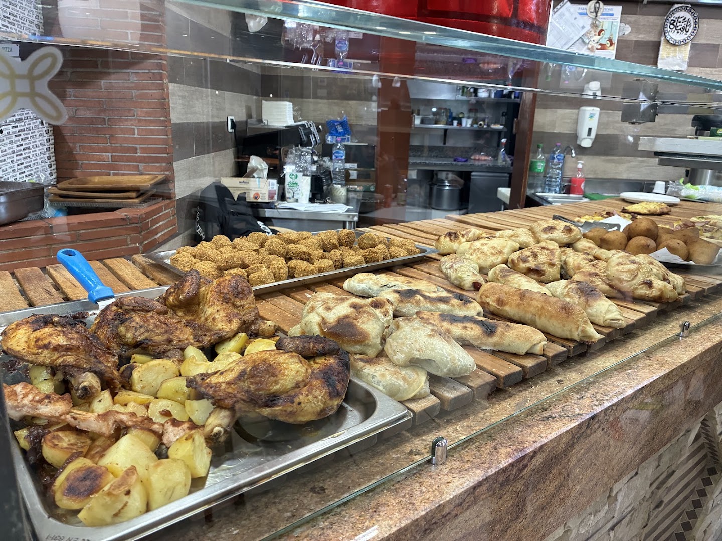 Al Basha er Kebbabaro, Roma