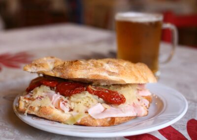 Al Binario 7 - Caffetteria, Aperitivi, Sbrise